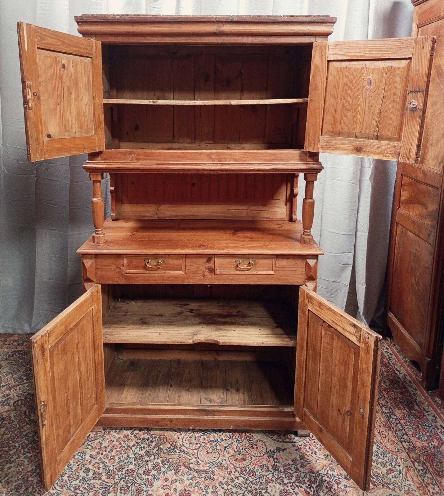 19th-century Savoyard pine buffet
