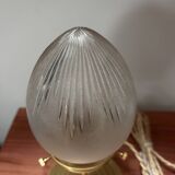 Vintage globe shell table lamp