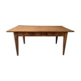Large vintage farmhouse table from the 50s in solid wood (oak)