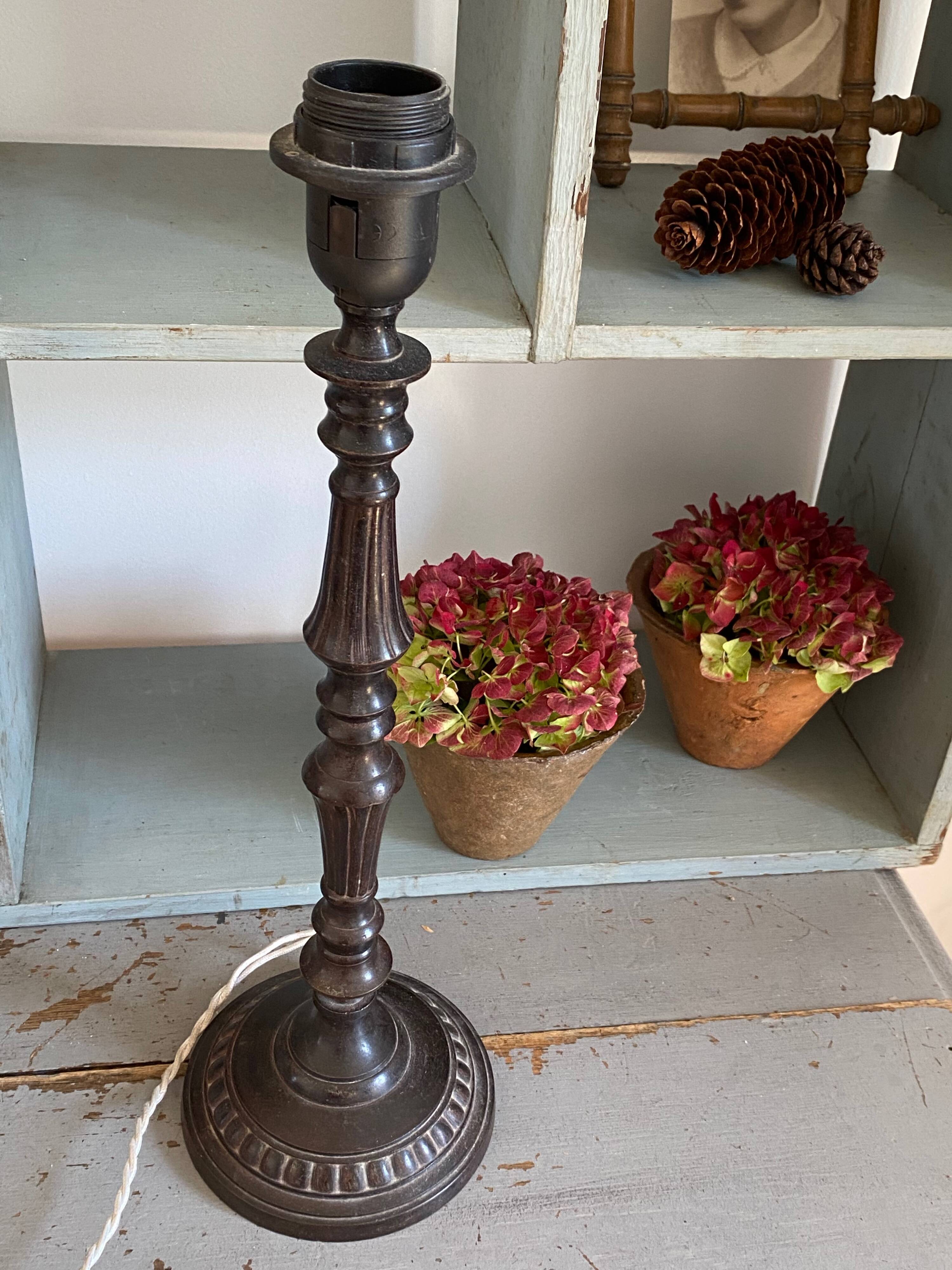 Chiseled metal lamp base