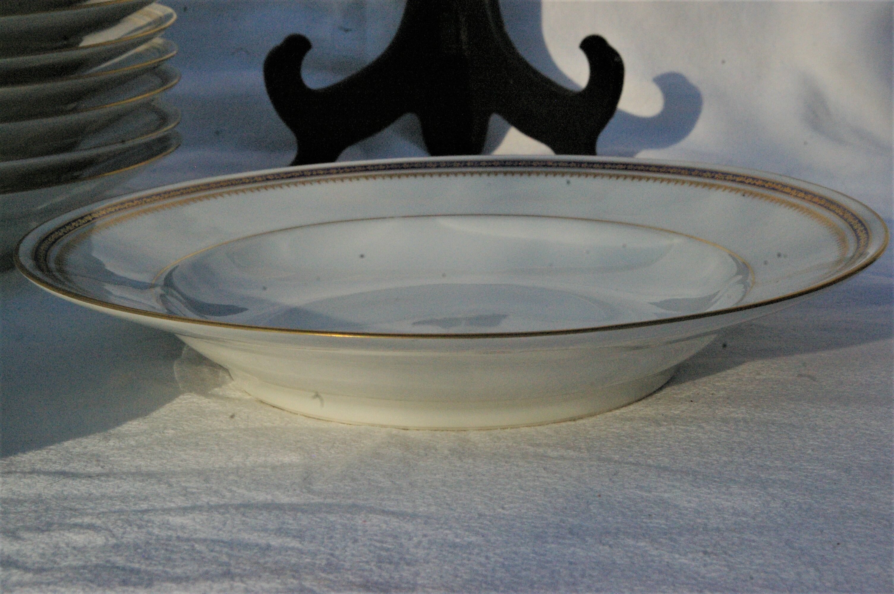 Table service 58 pieces in limoges porcelain uc - blue and gold border