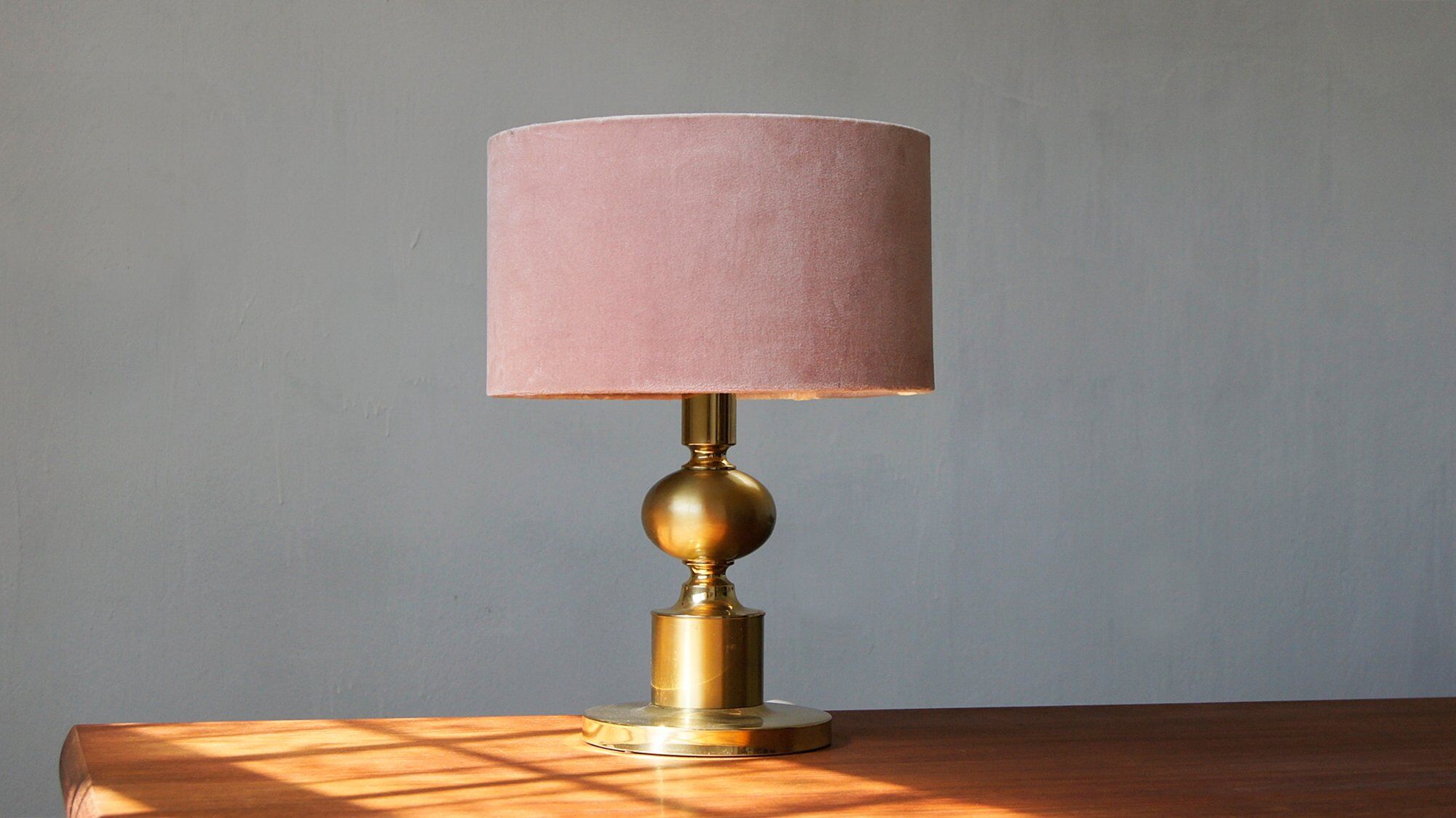 Lampe de table vintage en laiton par N Light