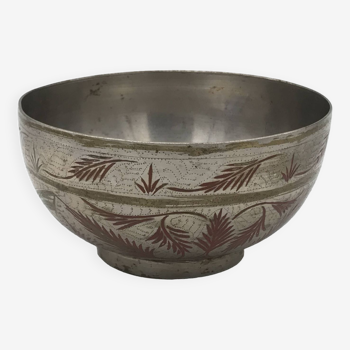 Old ISLAMIC BOWL in tin-plated BRASS with engraving decoration and colored patterns