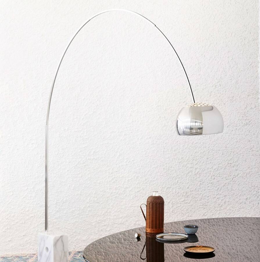 Arco floor lamp by achille & pier giacomo castiglioni
