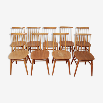 Series of 9 scandinavian chairs