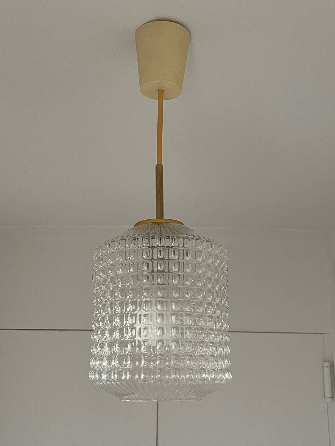 Vintage pendant light in chiseled glass from the 70s