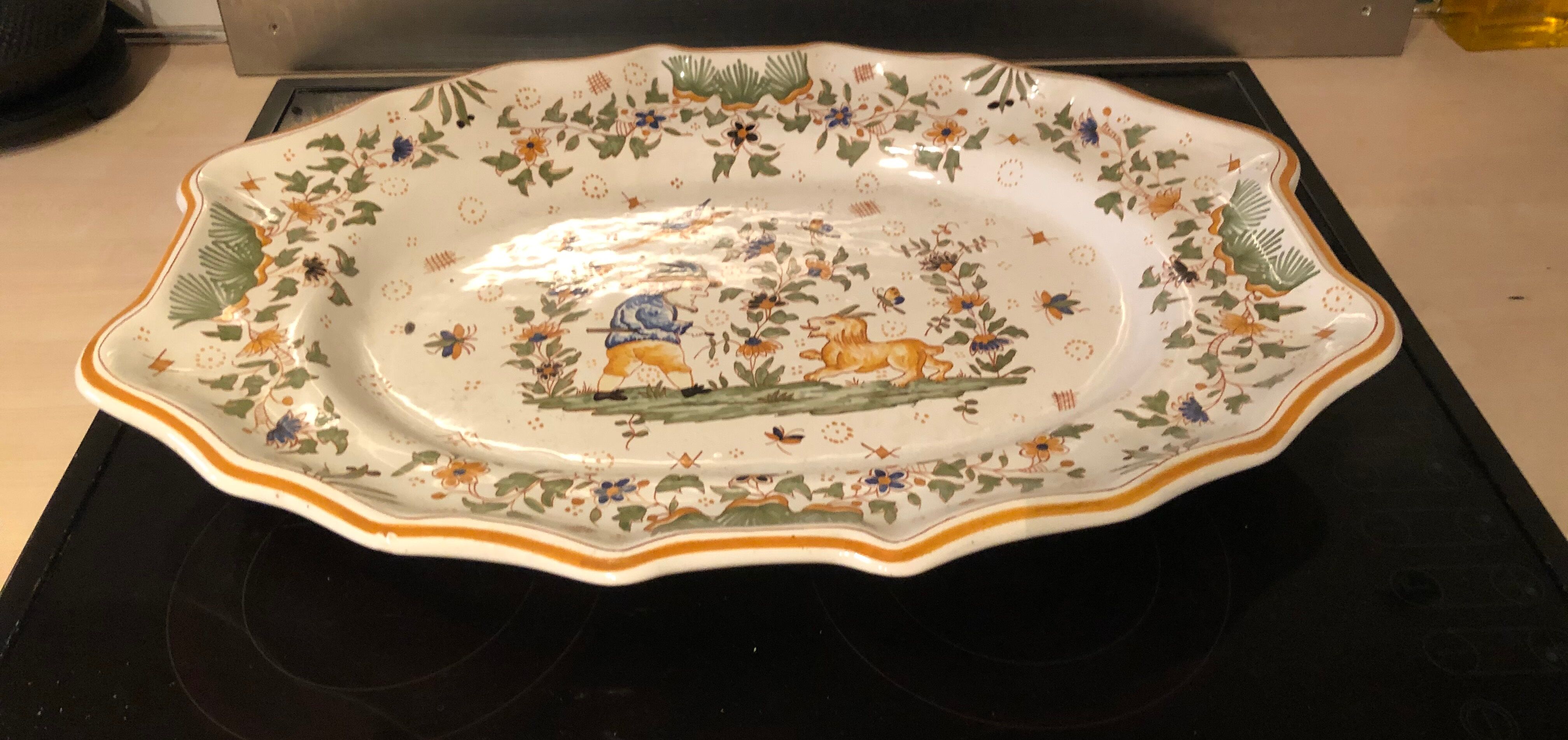 Earthenware tureen from Moustiers