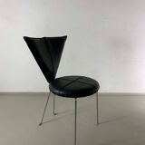 Six chaises en métal recouvertes de similicuir noir, de Lubke, Allemagne, années 1990