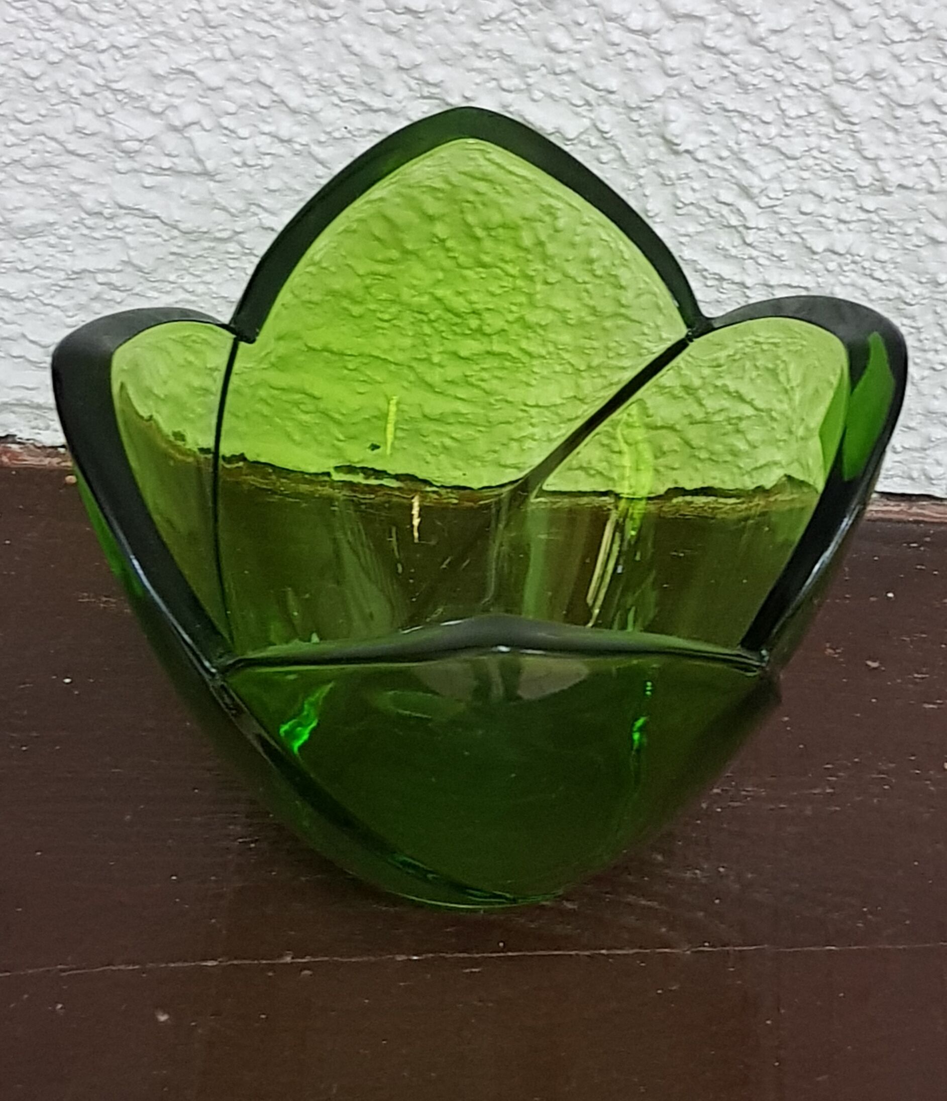 Glass trinket bowl