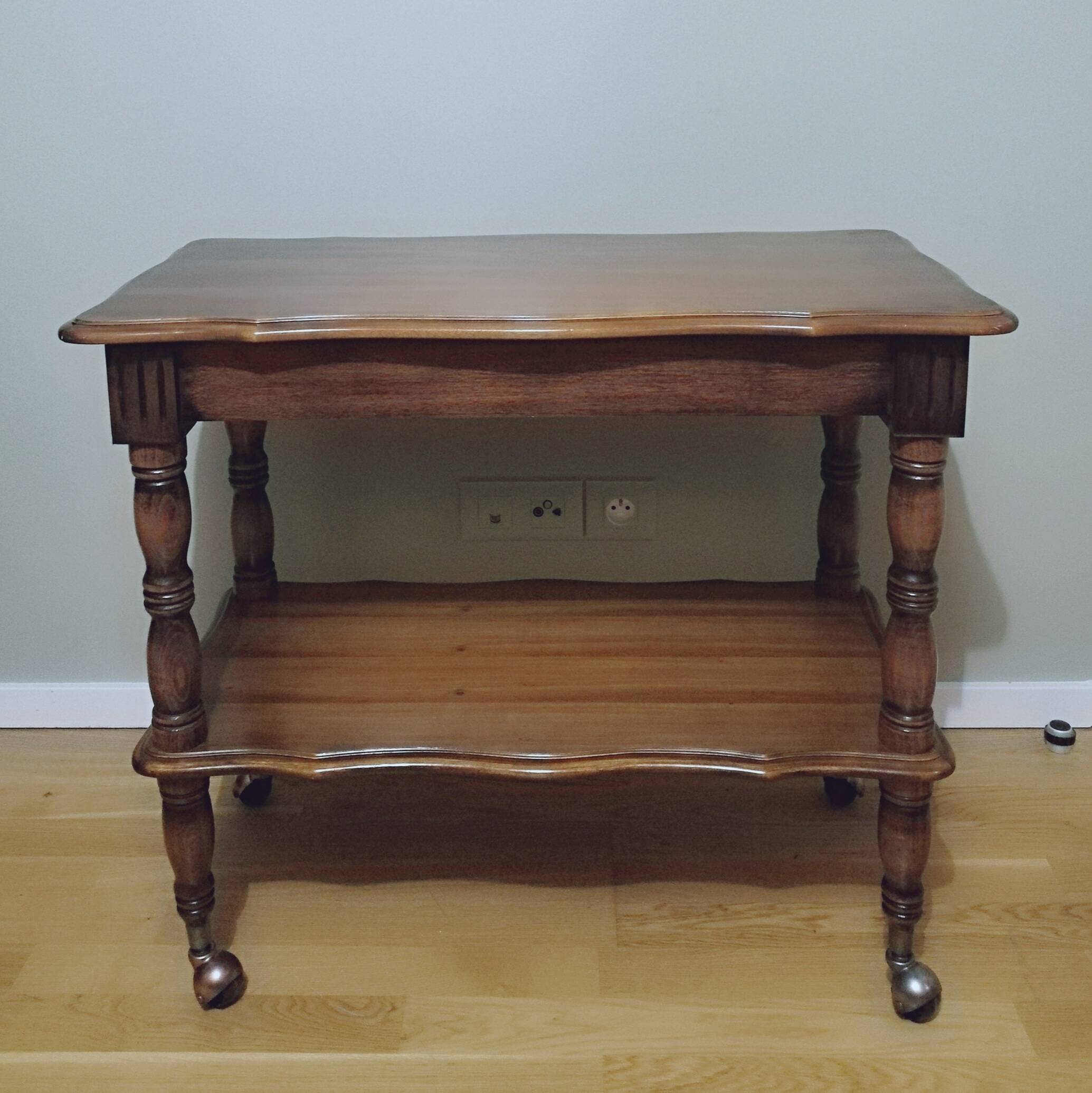 Oak trolley on wheels