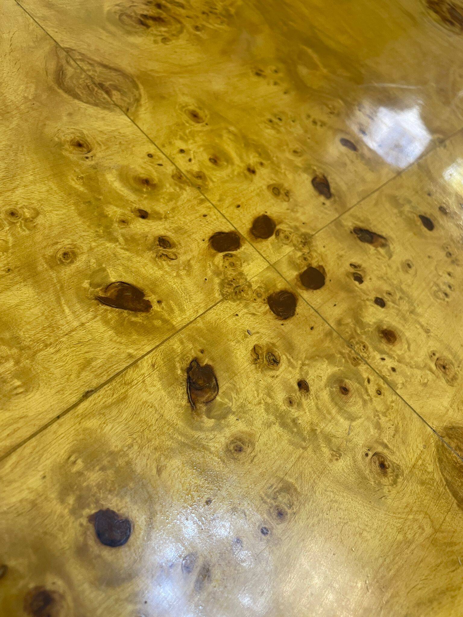 Art Deco table style