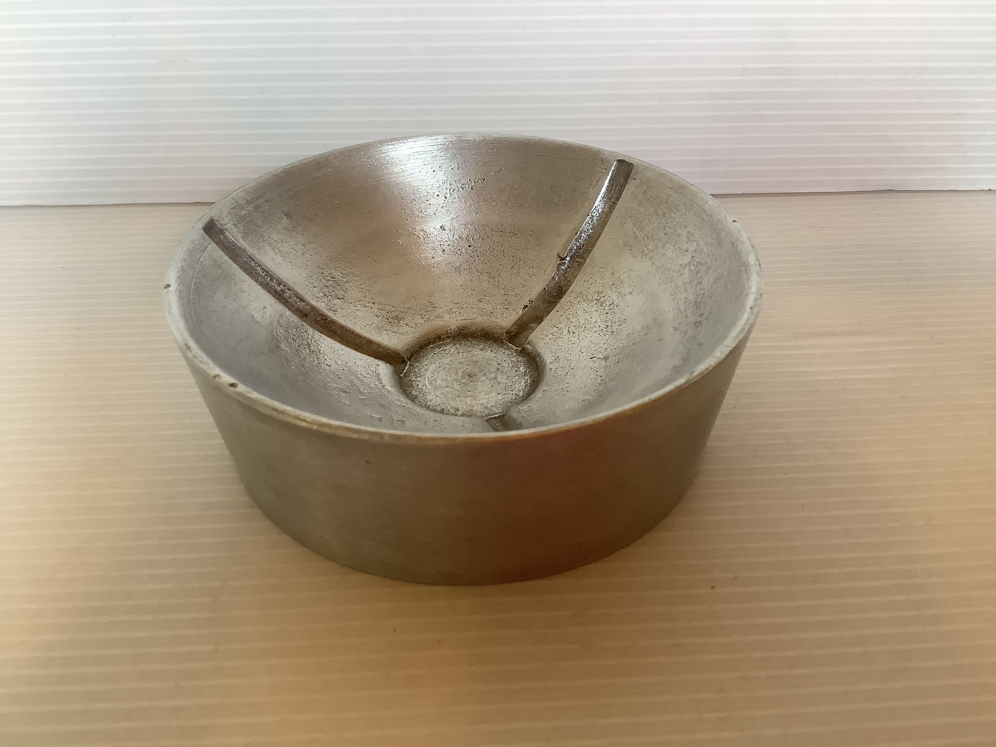 Industrial ashtray in aluminum