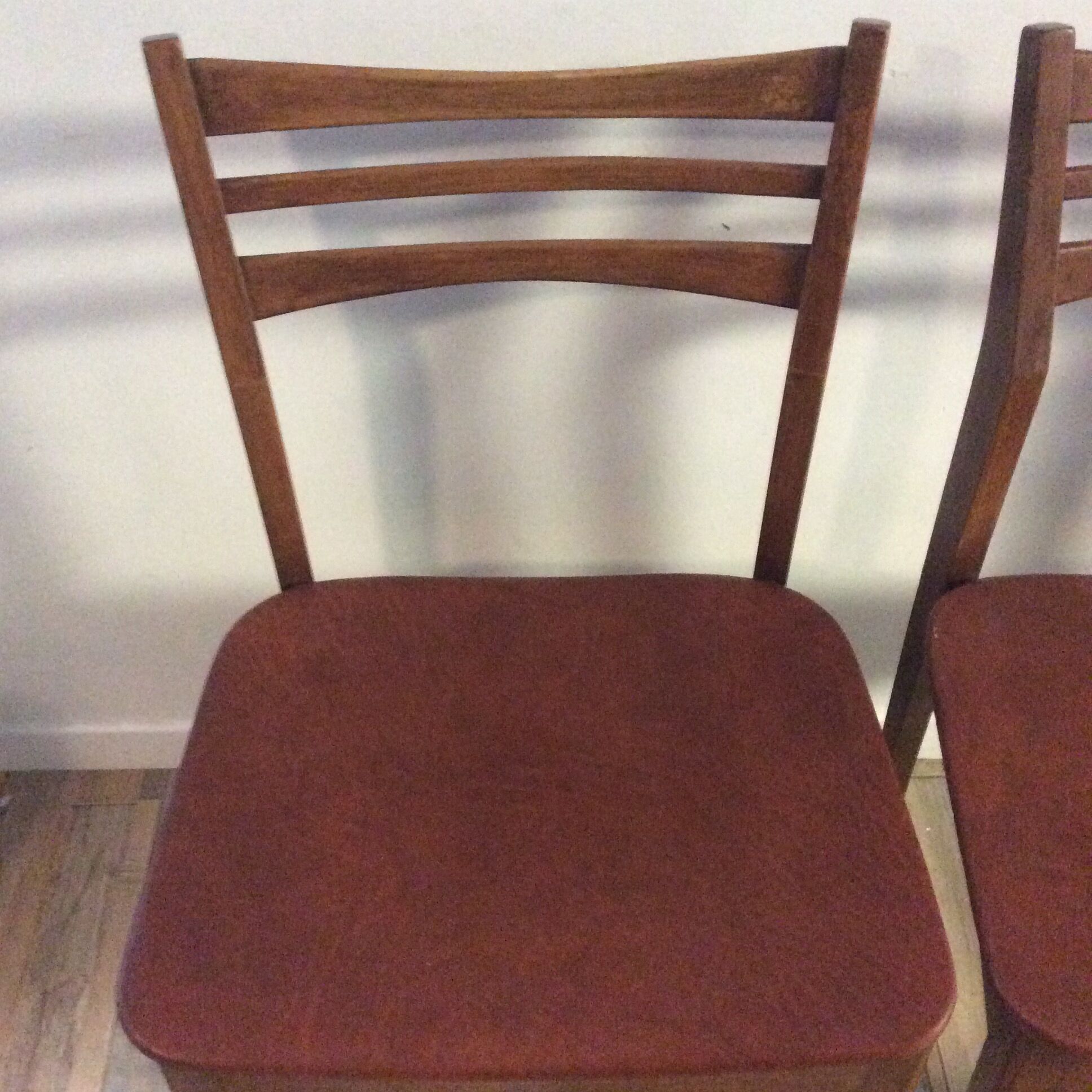 Paire de chaises scandinaves des années 60