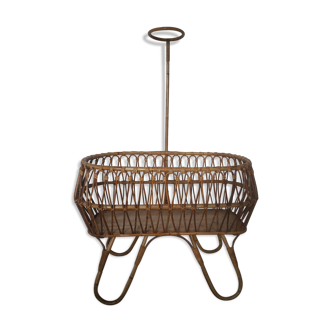 Cradle / bassinet rattan.