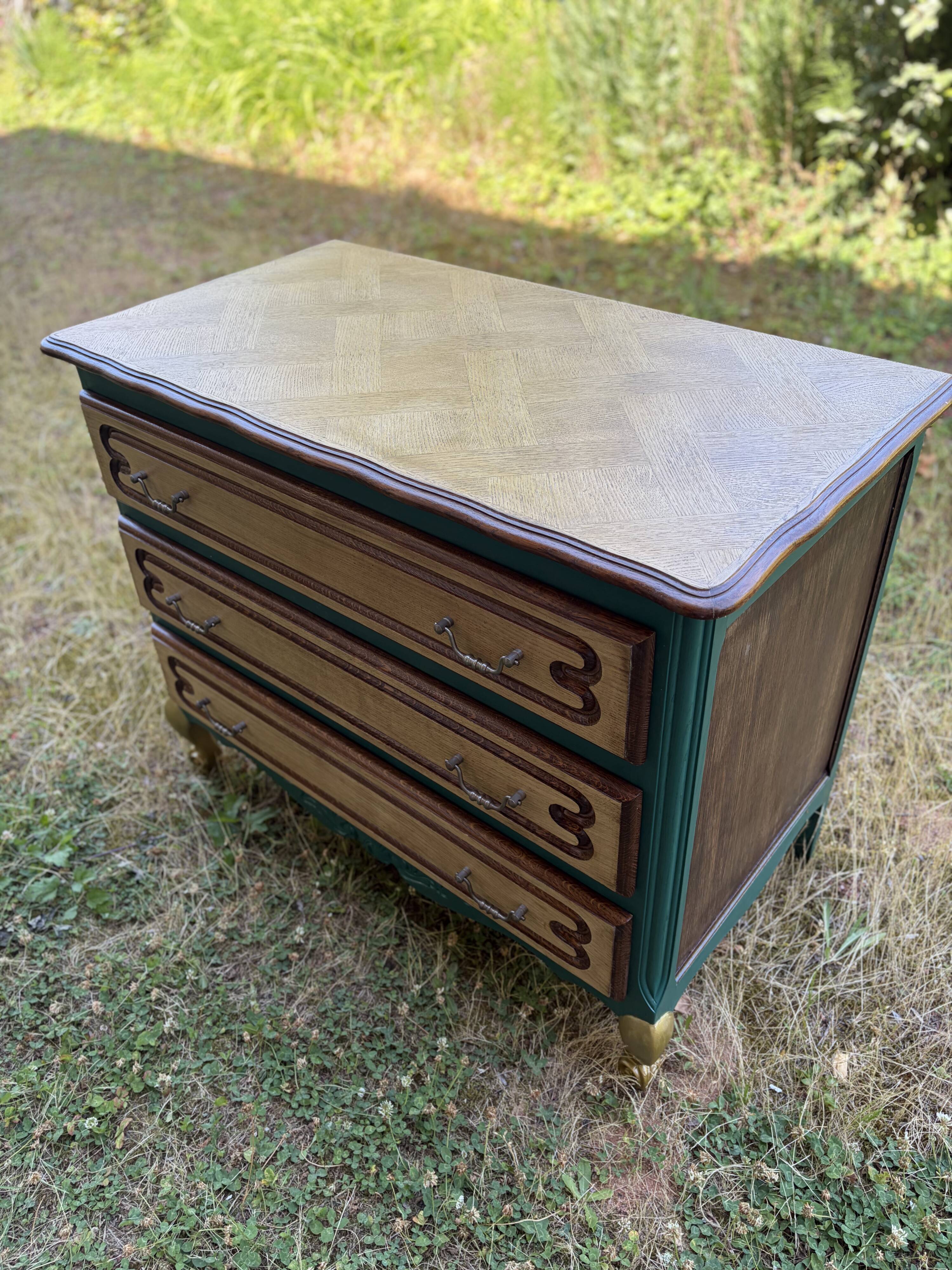 Vintage chest of drawers with 3 drawers, fully refurbished.