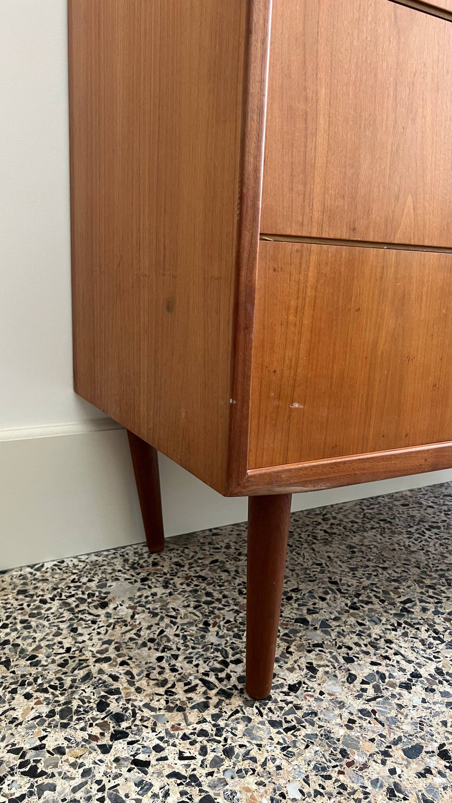 Vintage Danish chest of drawers by Falster Møbelfabrik (Mid-Century)