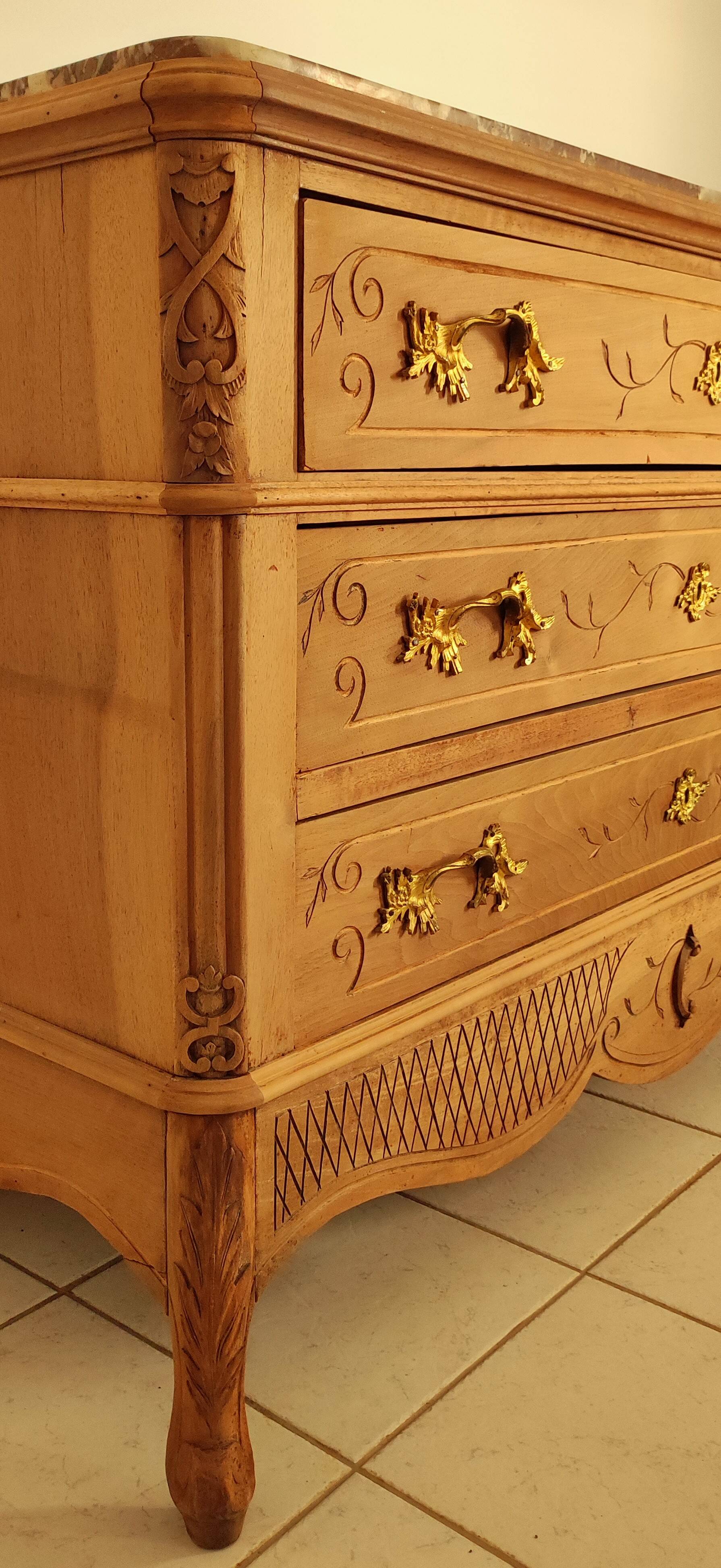 Commode liégeoise ancienne dessus marbre