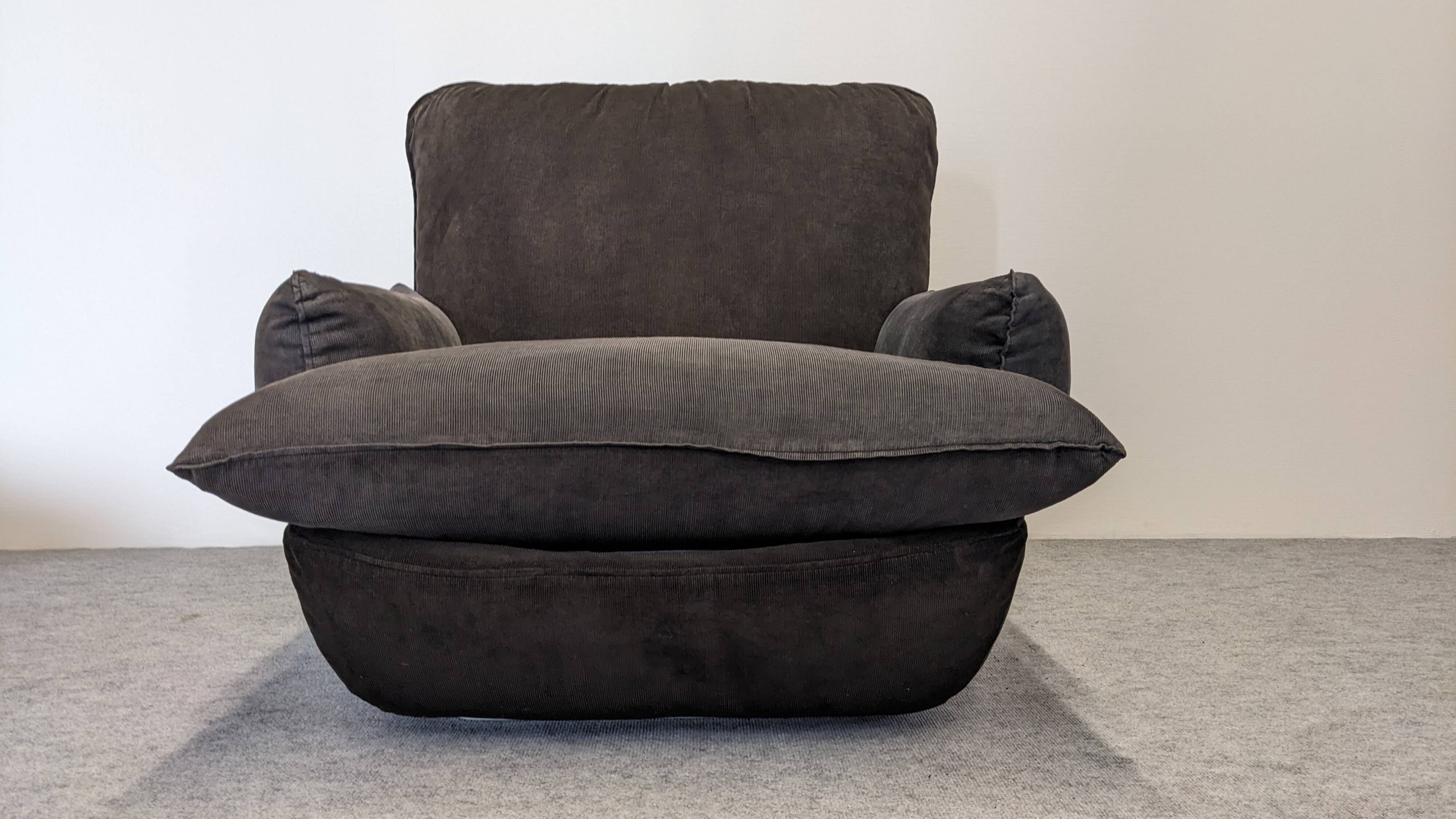 Pair of armchairs by Michel Cadestin for Airborne, France circa 1970.