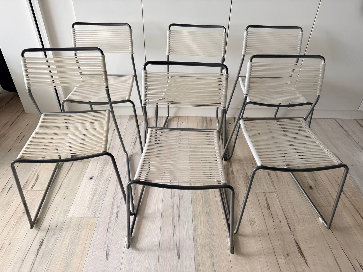 Set of 6 spaghetti design chairs from the 90s by Lisa Norinder – model