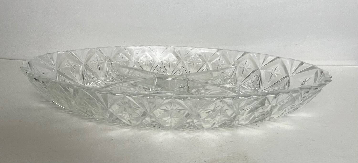Glass compartment dish
