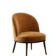 Fauteuil en velours marron avec pieds en bois
