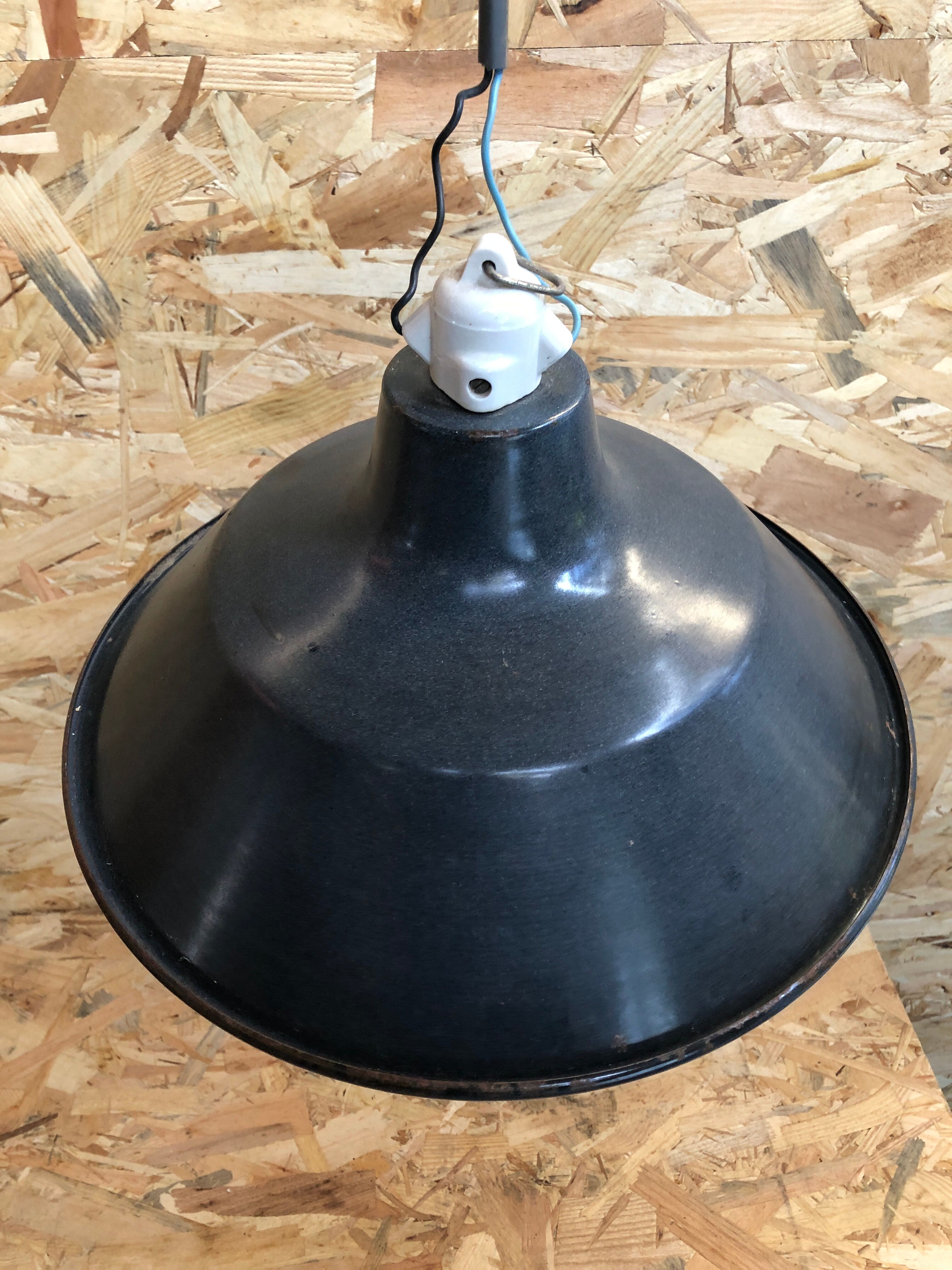 Old pendant lamp workshop metal enamel blue & white vintage ceramic socket