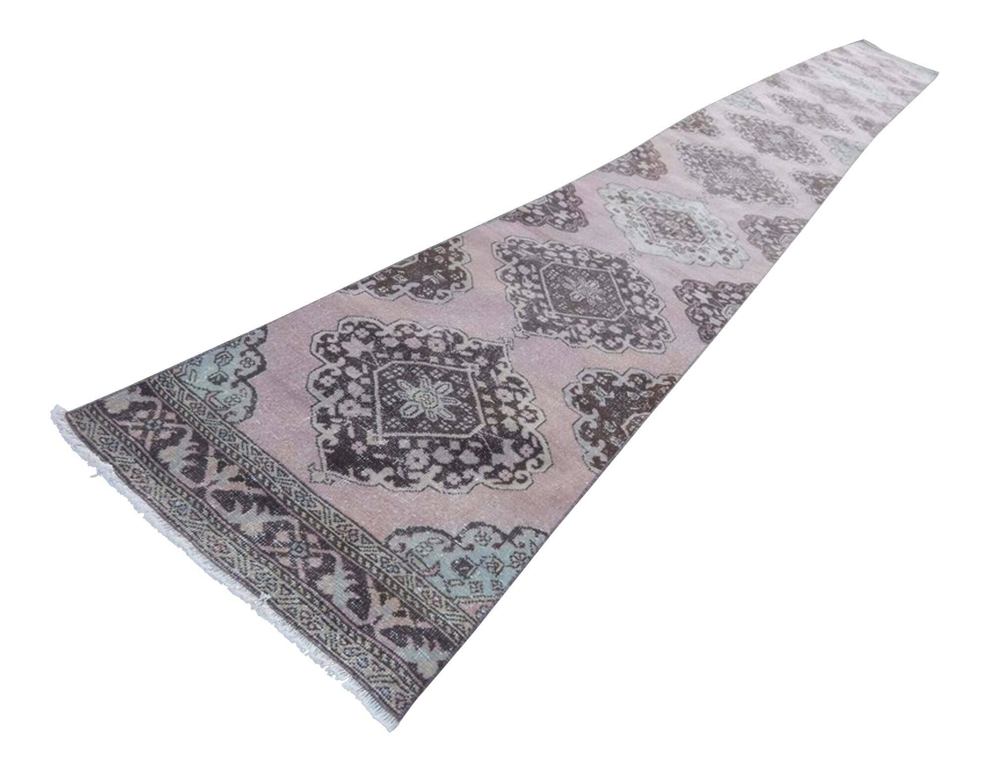 Vintage Turkish hallway rug 80x775 cm