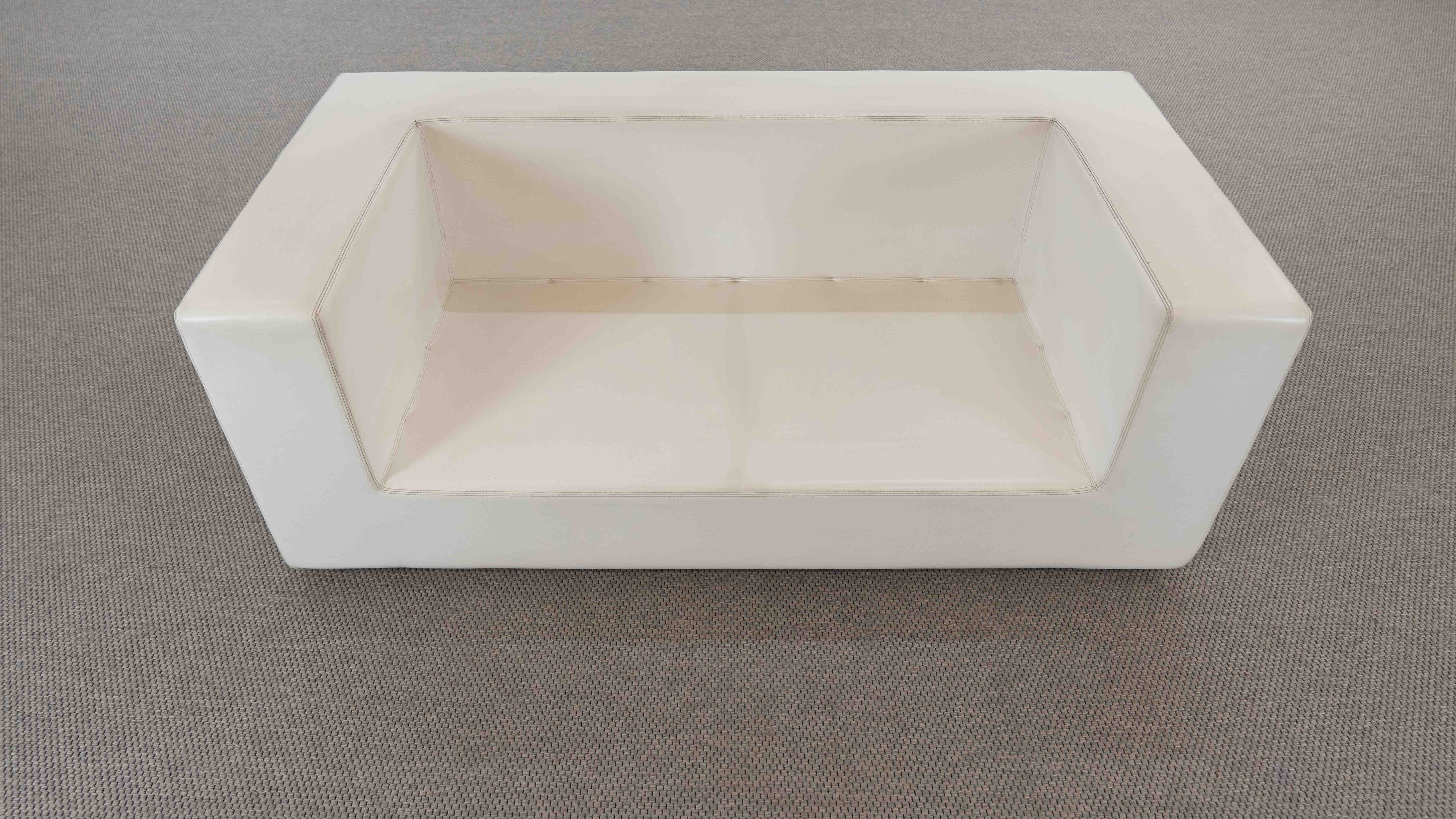 Throw Away Sofa by Willie Landels for Zanotta 1965 in white vinyl