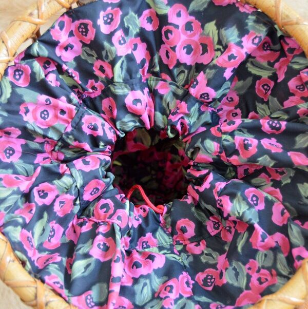 Panier / Porte plante / Travailleuse en rotin vintage