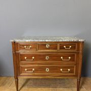 Commode Louis XVI XIXème en Noyer