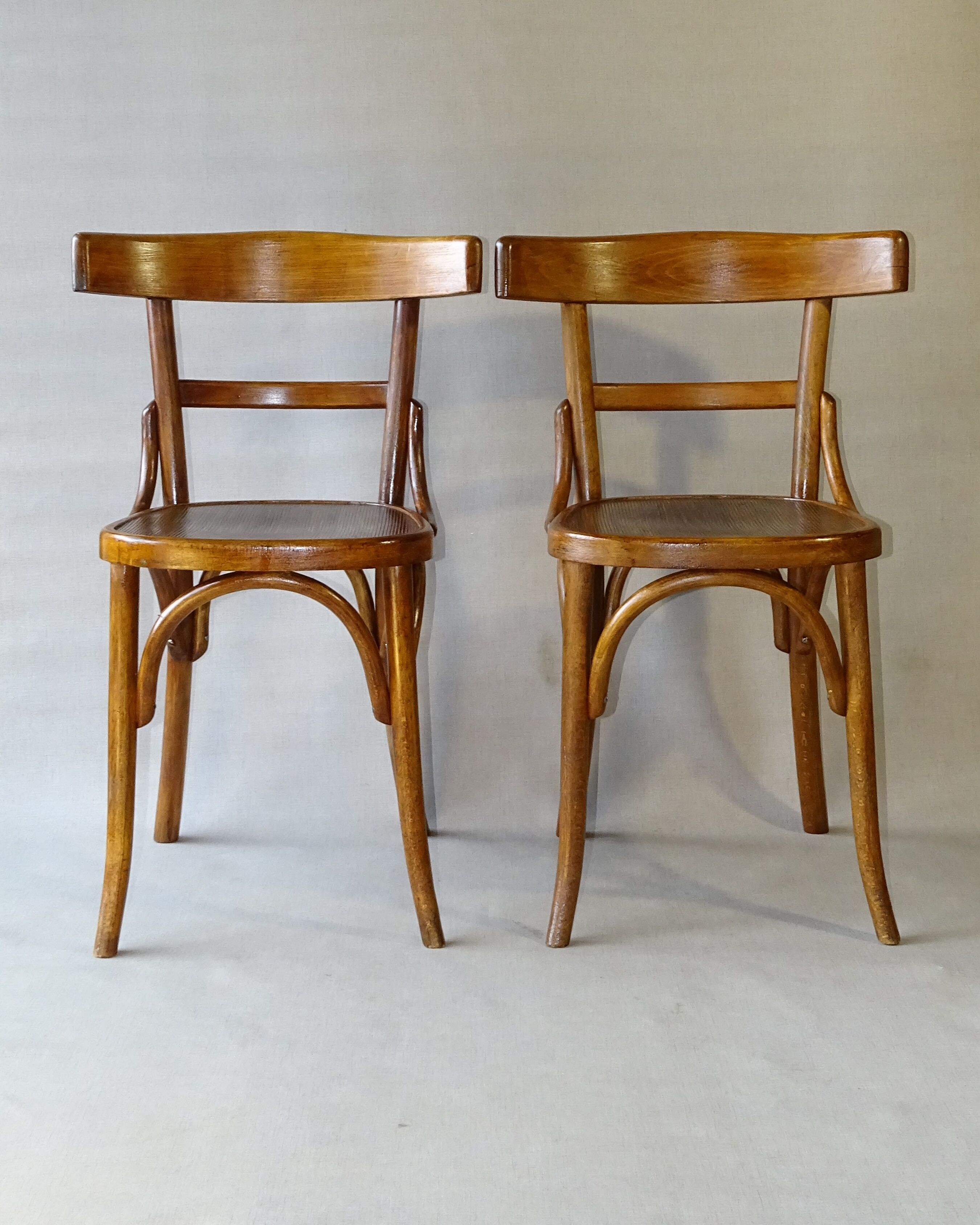 2 chaises bistrot par Fischel 1930 assises bois