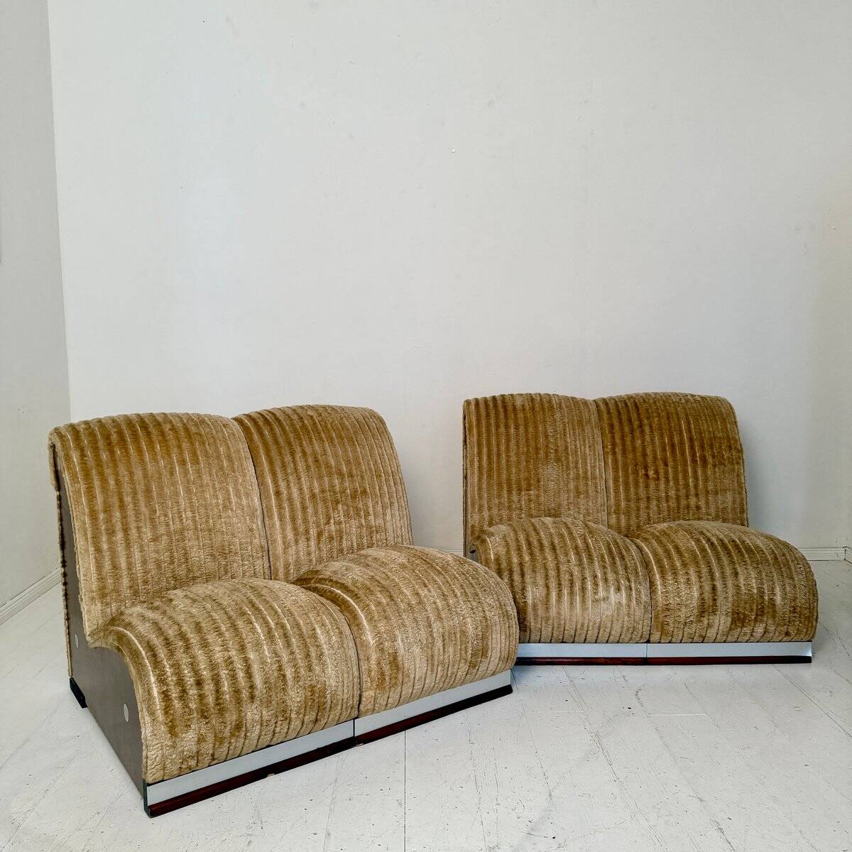 Mid-Century Italian Modular Sofa in Beige Corduroy, 1970s, Set of 4