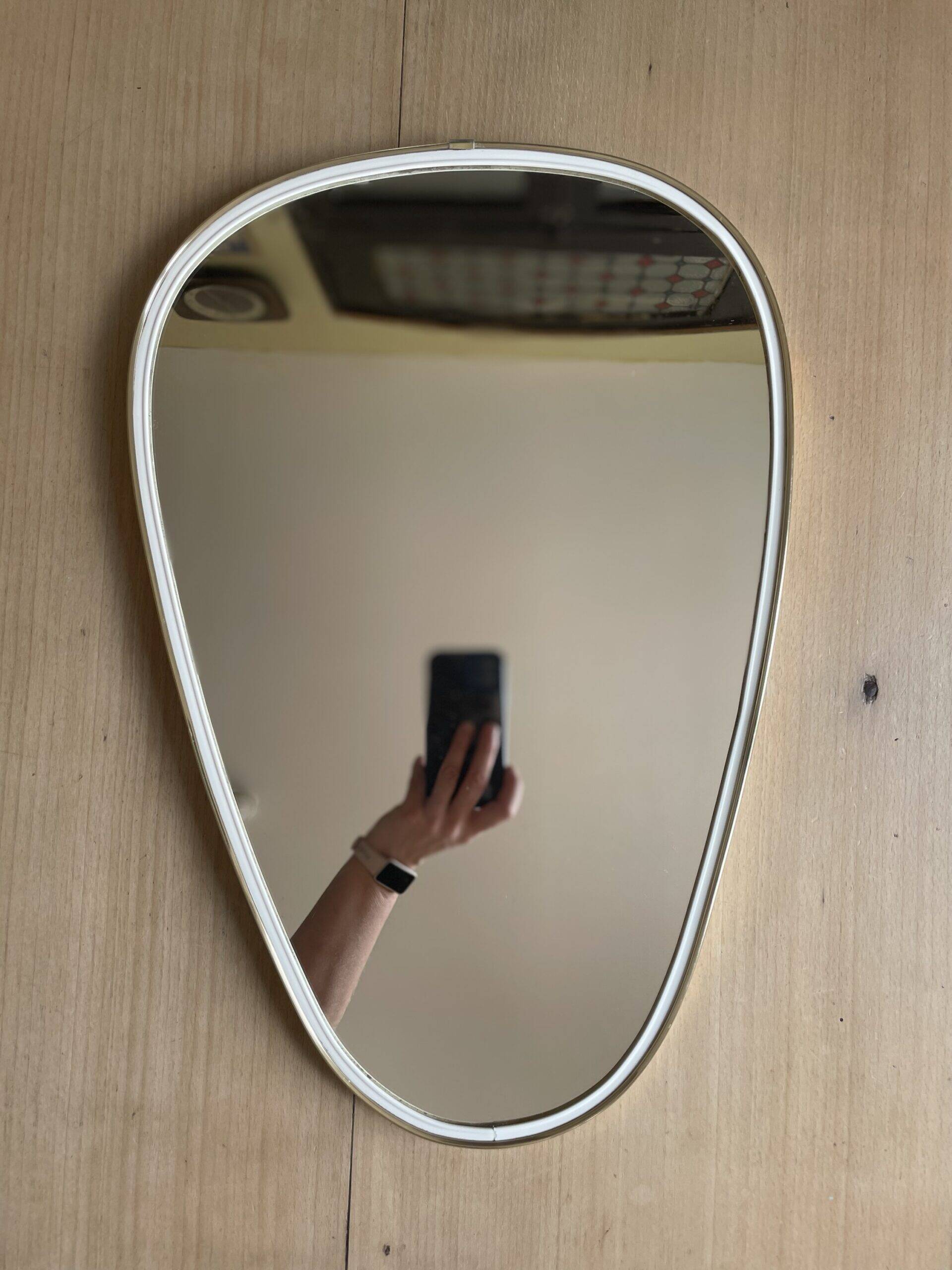 1950s rear-view mirror