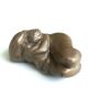 Presse papier en bronze signé, femme à l'enfant, années 70