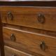Commode brutaliste 3 tiroirs en orme par Aranjou, 1960
