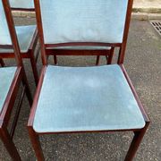 8 Scandinavian chairs in solid teak and blue velvet from the 1960s