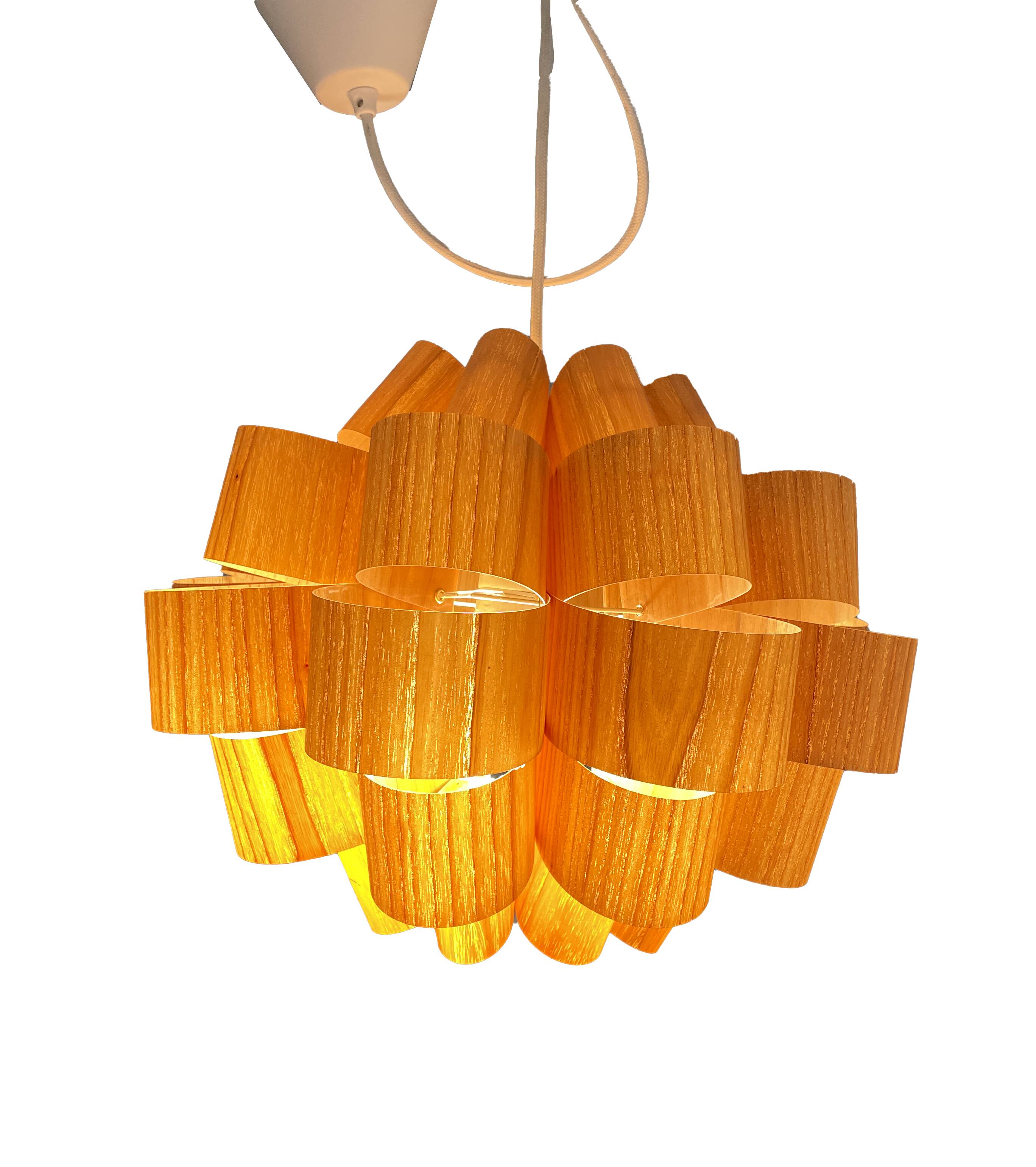 Pendentif japonais moderne fait main