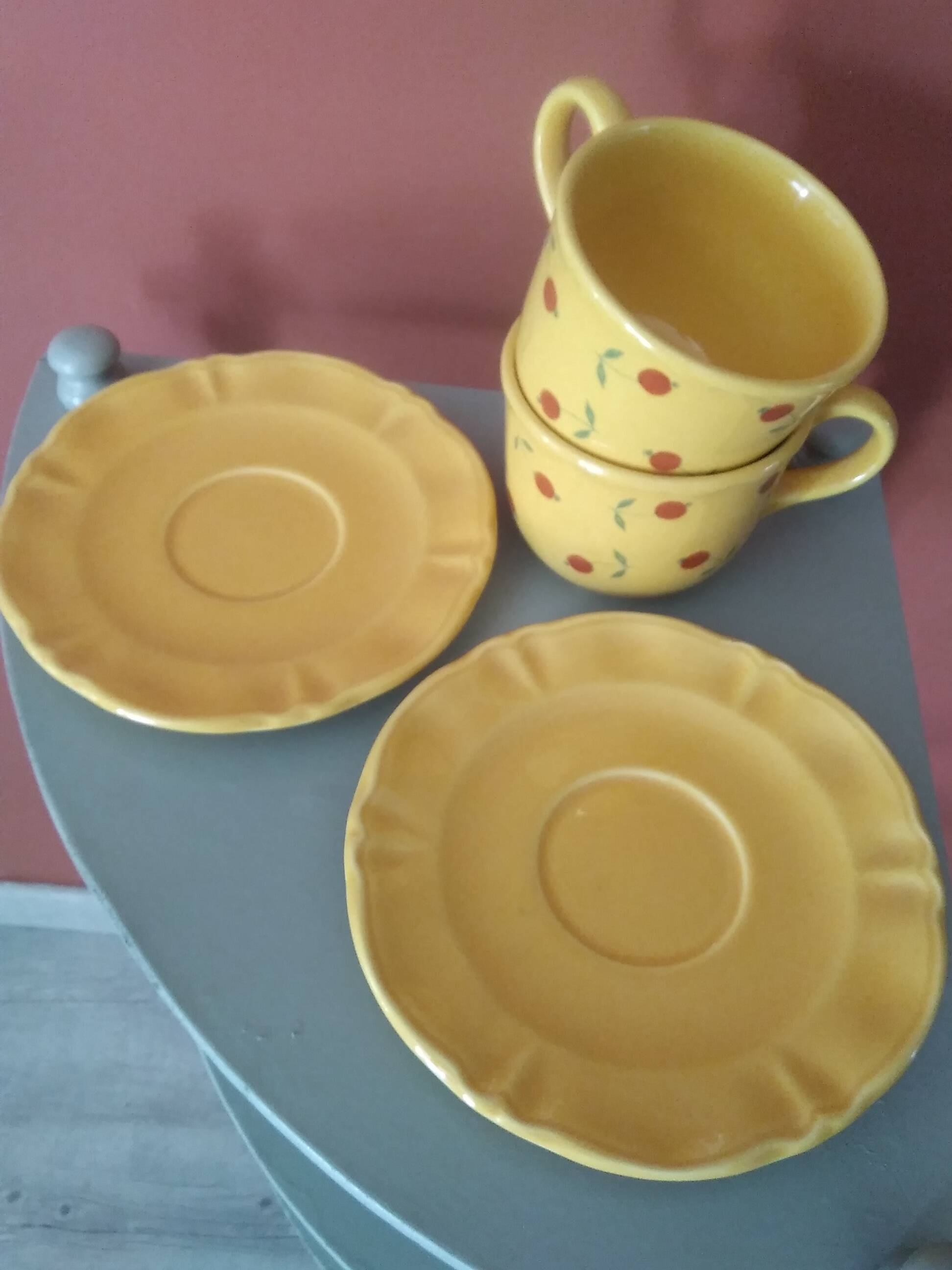 Cherry decorative cup duo