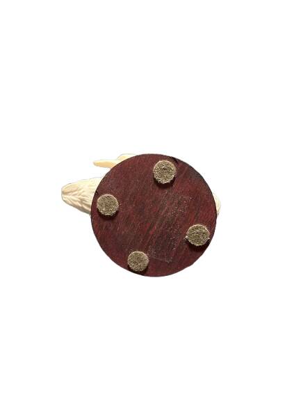 Set of two sculptures representing swans by Guiseppe Armani