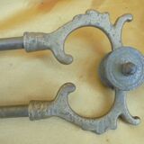 Servant of bronze and brass chimney