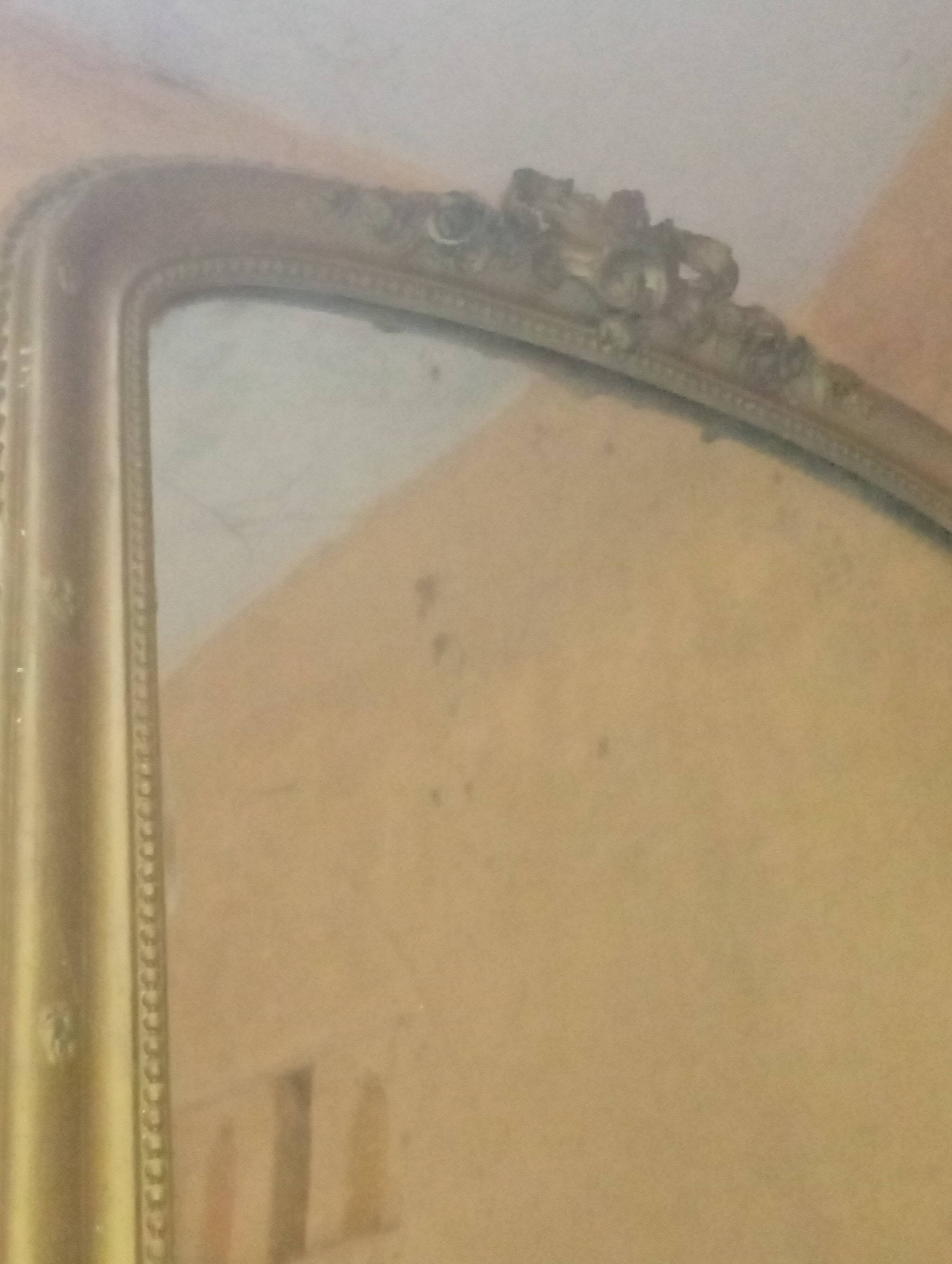 Miroir Louis Philippe ancien doré avec fronton