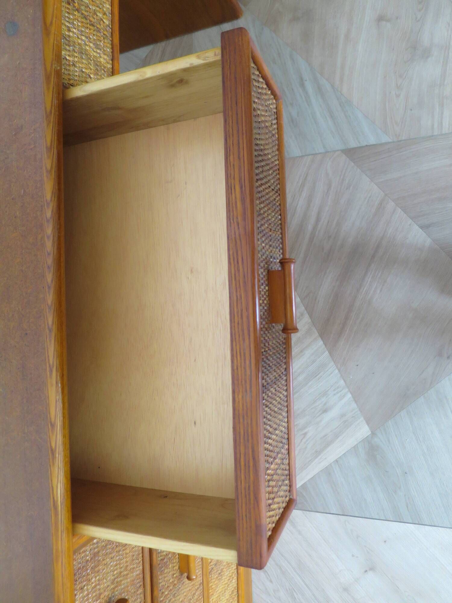 Vintage cane rattan desk with a large top and 5 drawers - 1960s/70s.