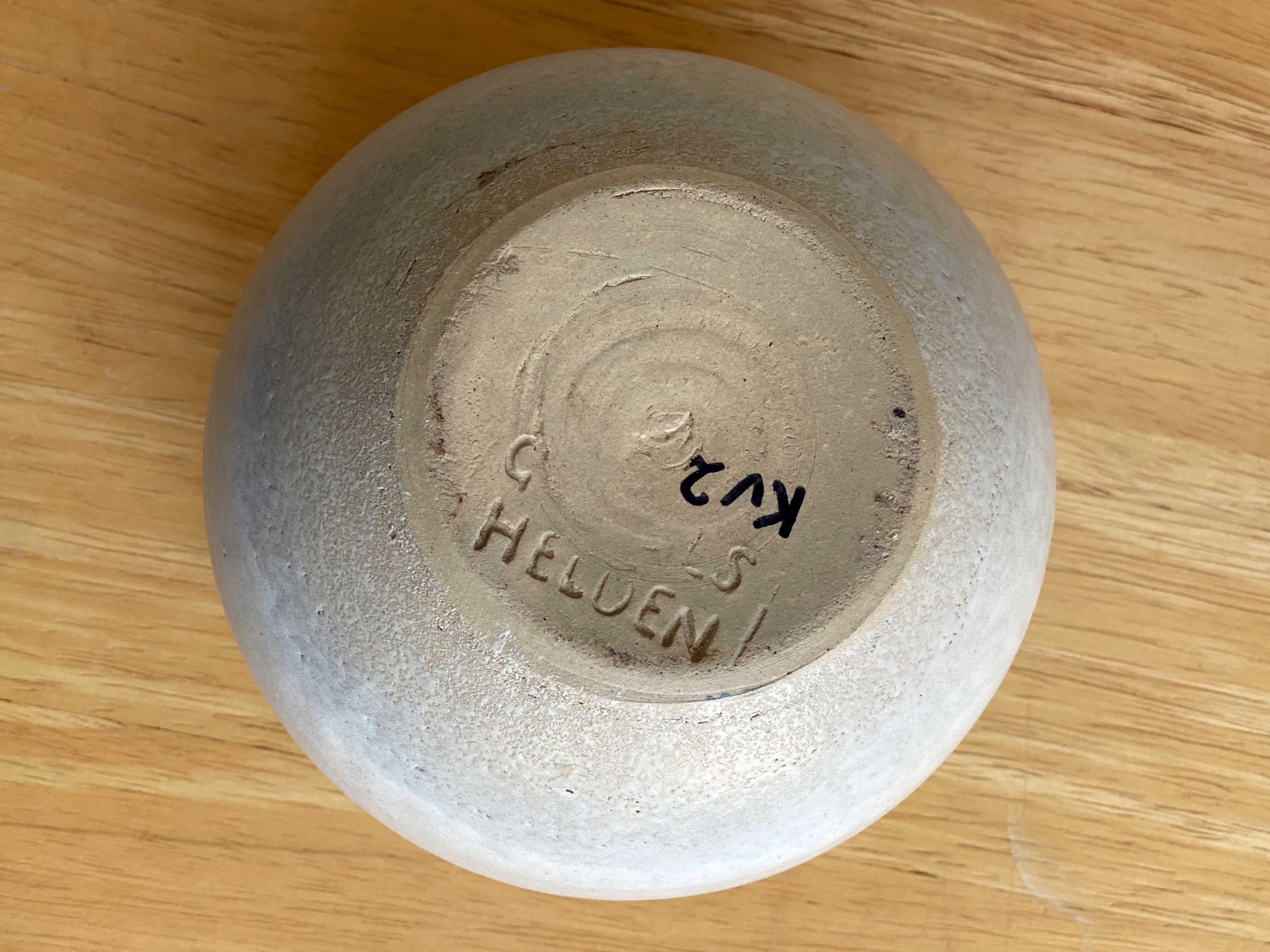 Minimalistic Dutch design vase Gubbels, Helden