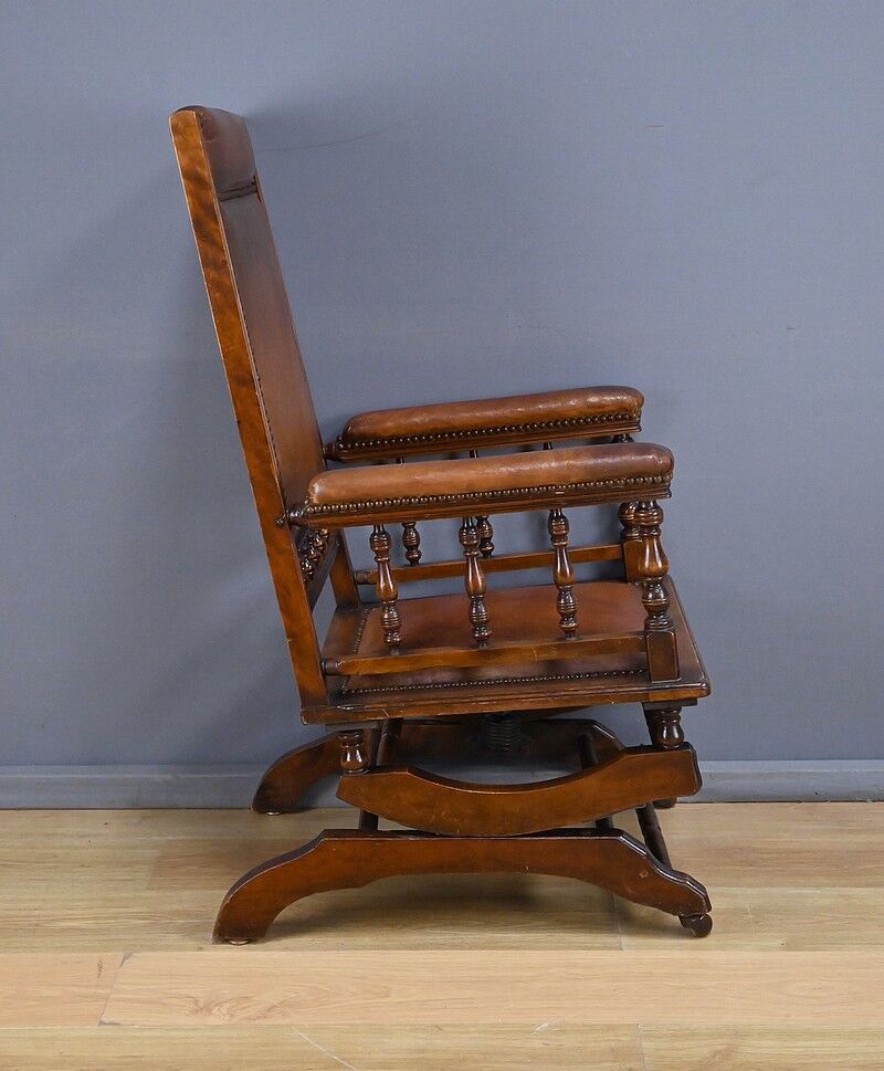 Mahogany rocking chair, England – early 20th century
