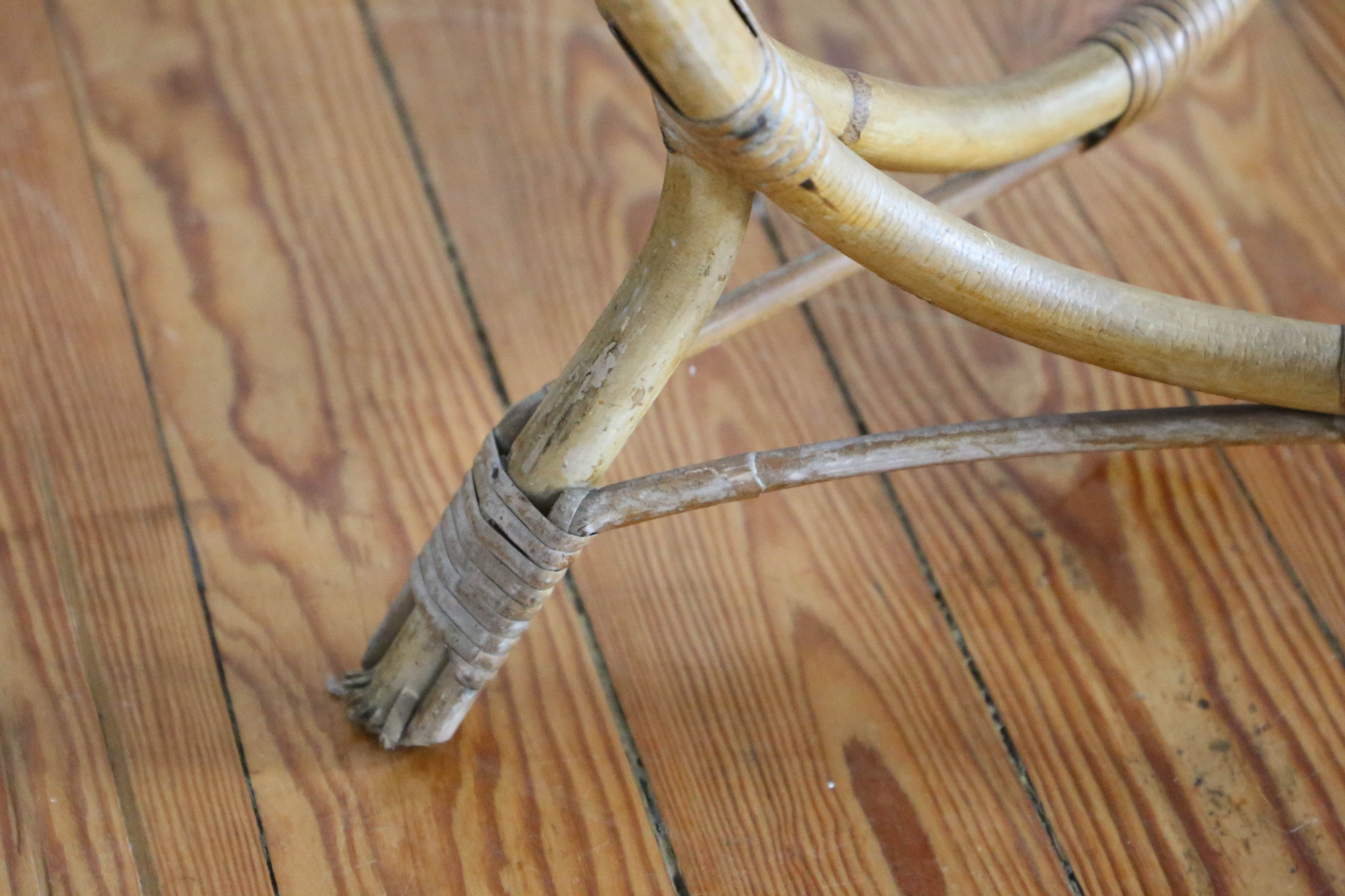 Nice rattan coffee table, vintage