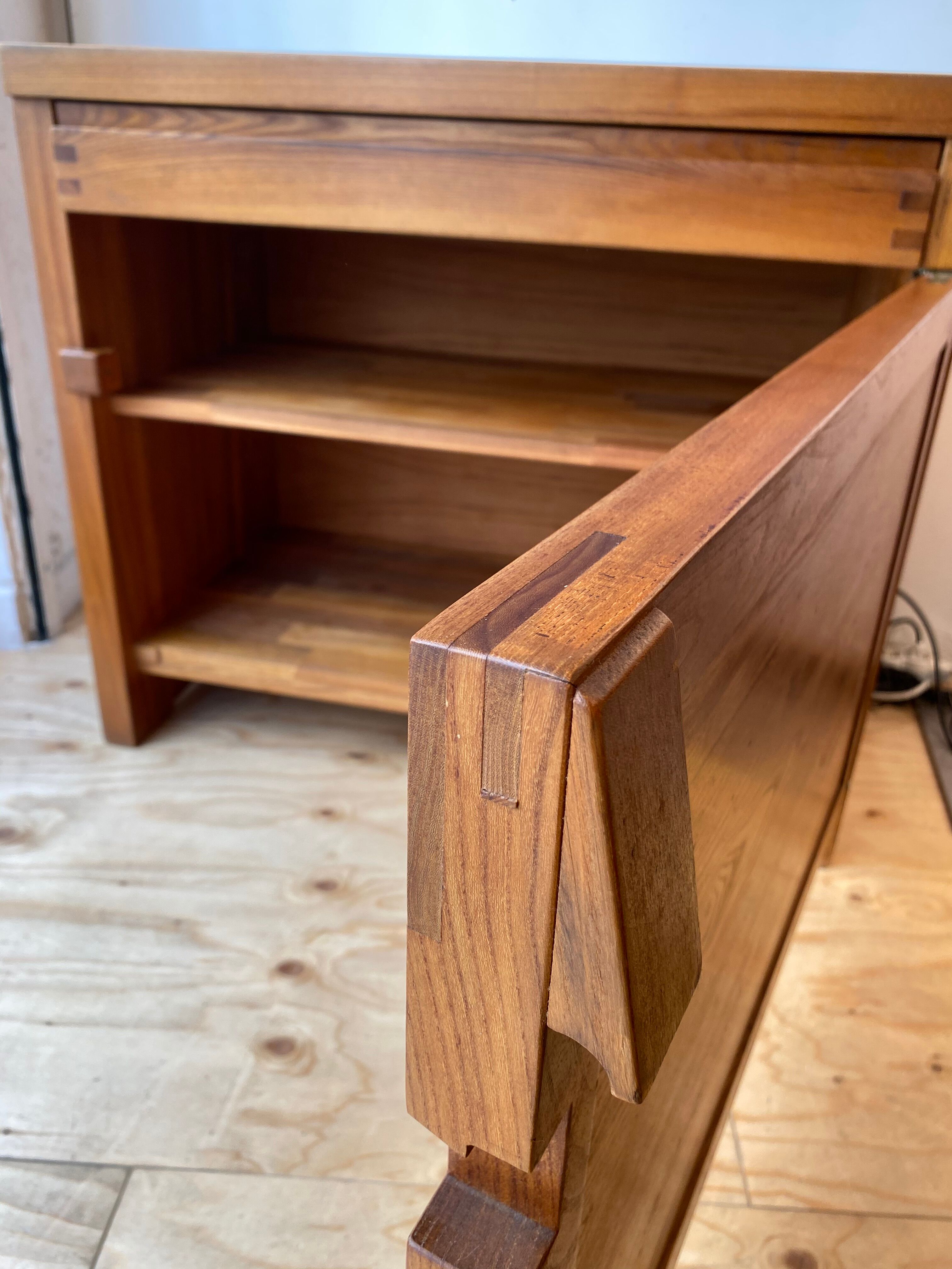 Bahut R09 Pierre Chapo