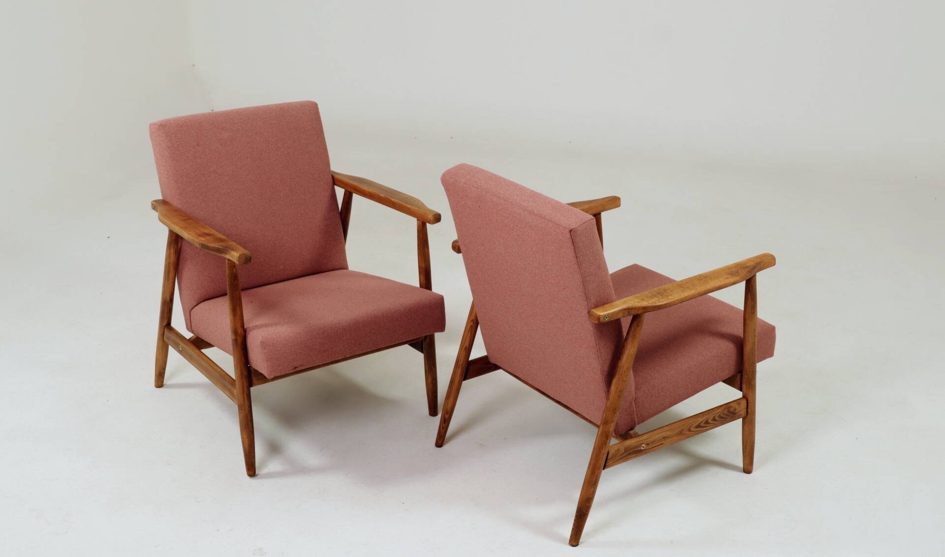 Paire de fauteuils vintage rose poudré 1970 moderne scandinave 