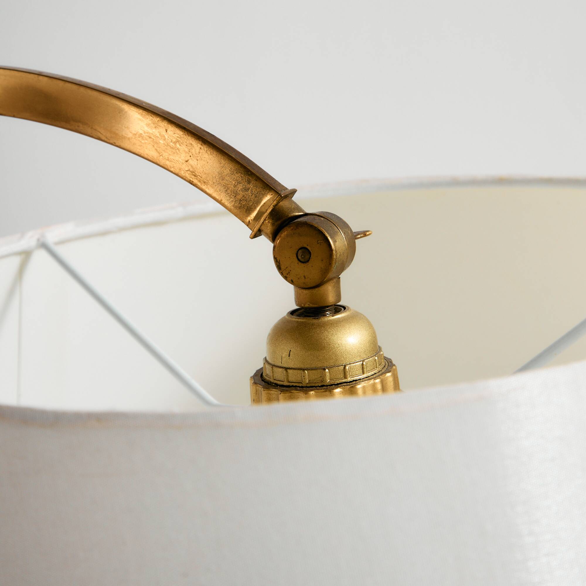 MK11341 Lampadaire en laiton