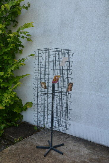 Postcard door, turnstile