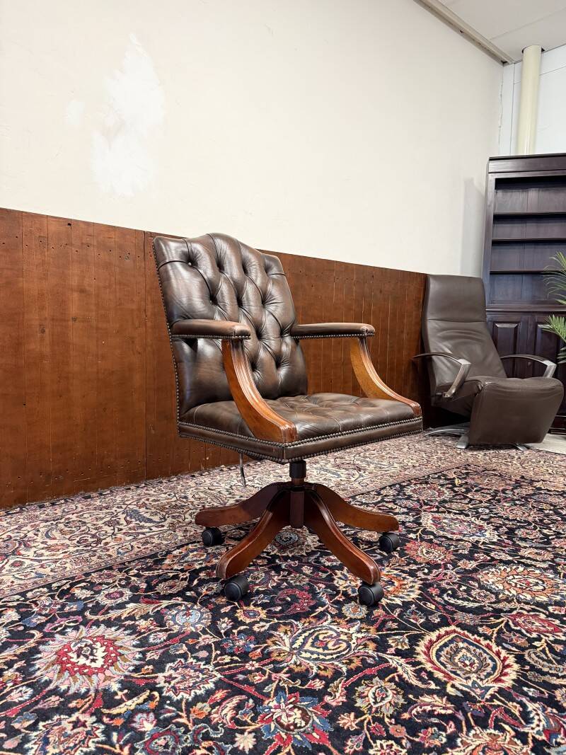 Classic English Chesterfield Desk Chair Brown
